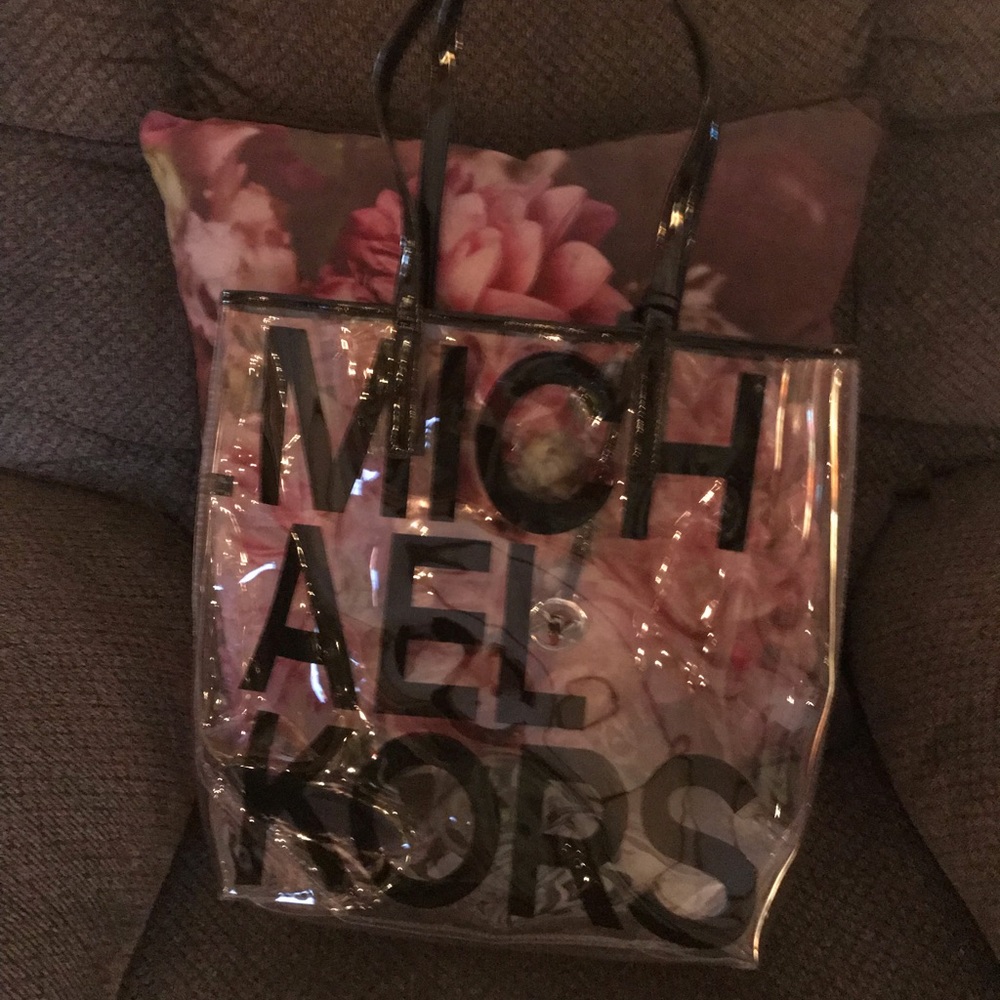 Michal kors clear bag